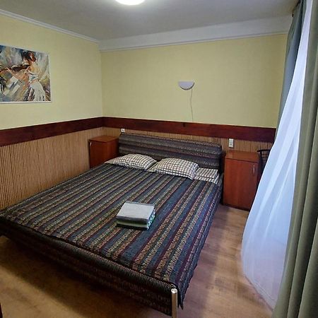 Hotel Desna Kut Kijev Kültér fotó