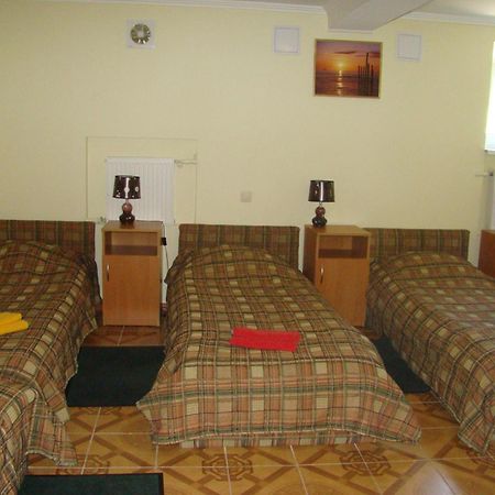 Hotel Desna Kut Kijev Kültér fotó