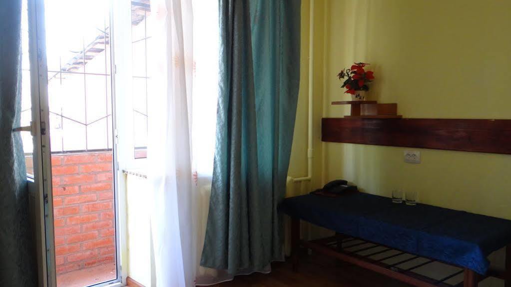 Hotel Desna Kut Kijev Kültér fotó